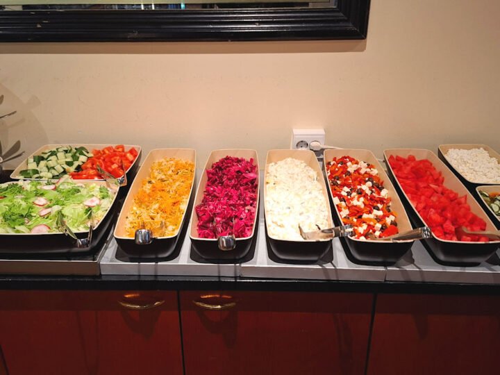 Lounas paikallisessa