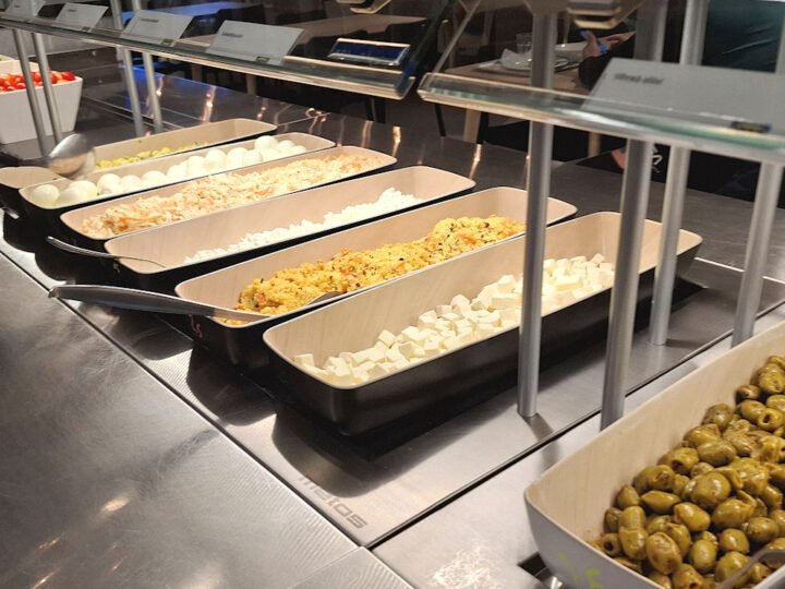 Ikean salaattibuffet