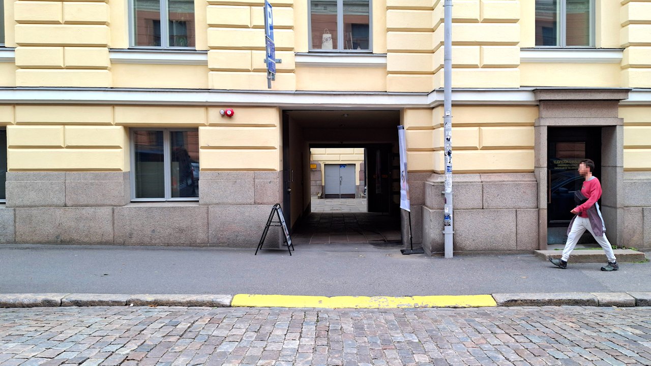 Sisään Tiedemuseo Liekkiin