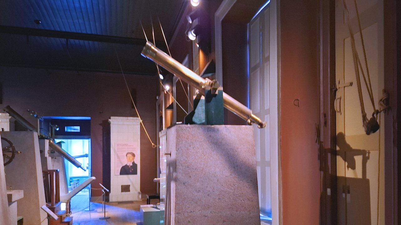 Tiedemuseo Liekki: Vertikaalkaukoputki