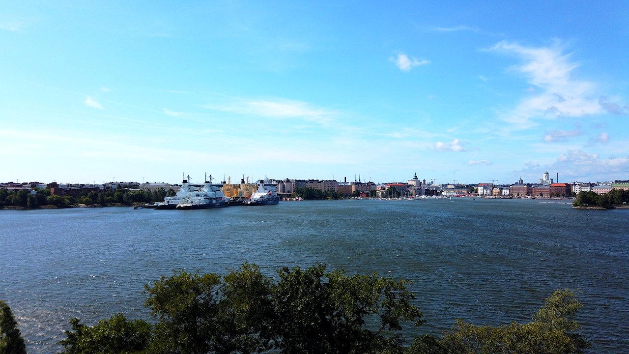 Korkeasaari tarjoaa näkymän Helsinkiin