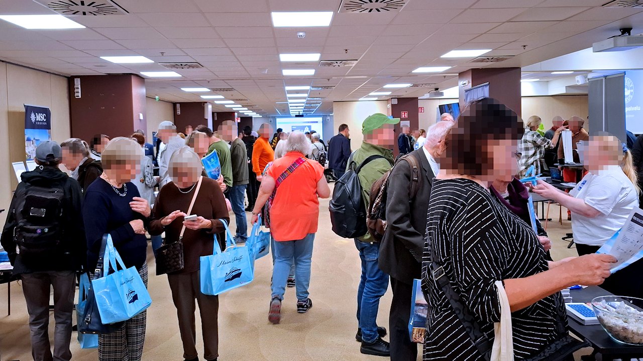 Cruise Expo 2026. Paljon kävijöitä