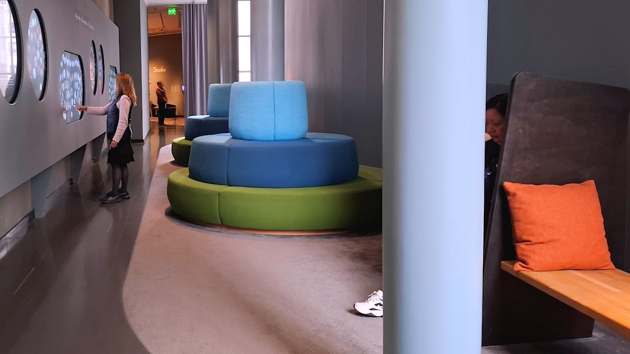 Levähdyspaikka toisessa kerroksessa